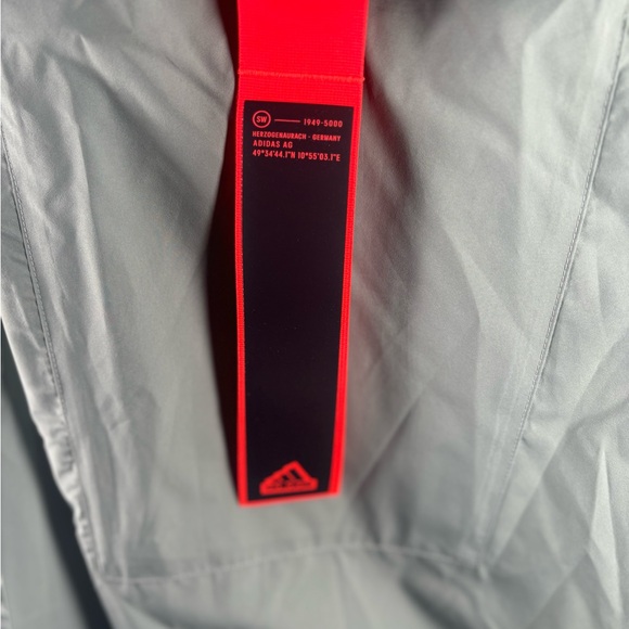 Adidas CITY ESCAPE PREMIUM WINDBREAKER mens M new w/ tags - Picture 4 of 10